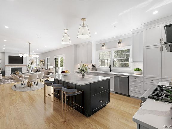 4th image of 14 N Shady Road