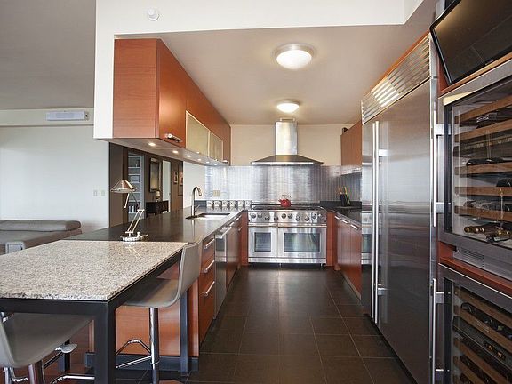 5th image of 1485 Fifth Avenue 20e #20E