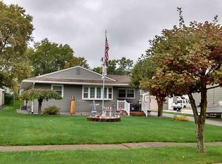 706 Dresden Dr Hubbard Ohio, Hubbard, OH 44425