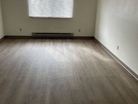 4th image of 208 N 23rd St
