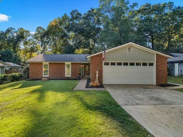 6329 Lemans Ln, Columbus, GA 31909