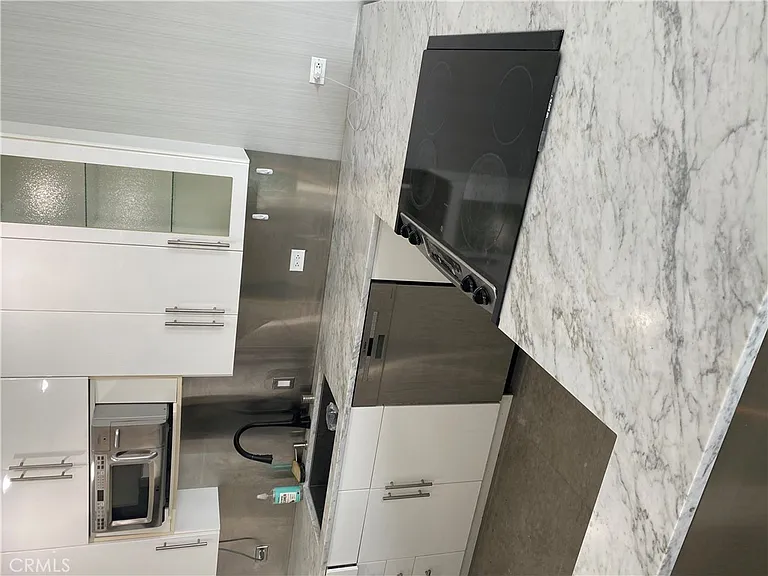 10501 Wilshire Blvd #1409 — Photo 15