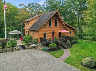 302 Wallum Lake Rd, Douglas, MA 01516