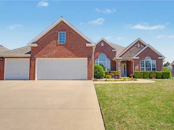 1218 NE Waverly Way, Bentonville, AR 72712