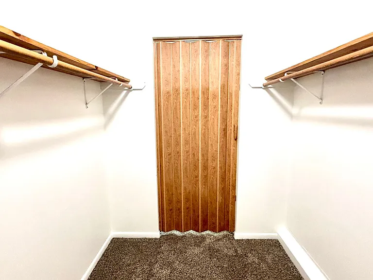 Elkhorn Village Apartments | 1 & 2 Bedroom Apartments in Elkhorn, WI Heat Included — Photo 81