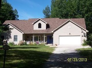 82 Fox Trl, Mio, MI 48647