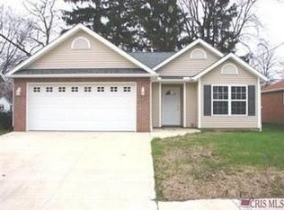 609 Edwards St, Louisville, OH