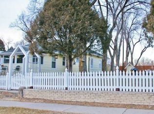 1006 E San Miguel St, Colorado Springs, CO 80903