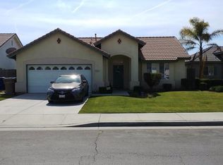 3151 Berkshire Rd, Bakersfield, CA 93313