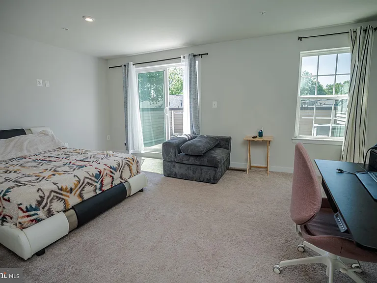 8210 Goldstone Ct — Photo 22