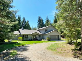 438 Berry Hl, Cocolalla, ID 83813