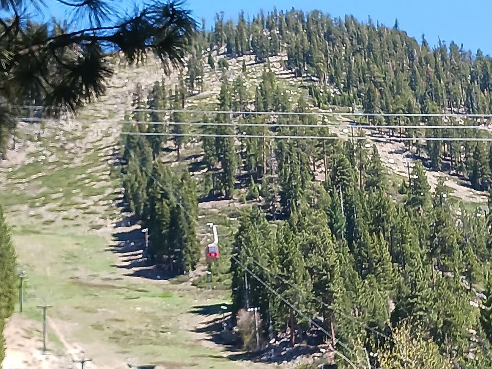 2nd image of 3861 Saddle Rd #2