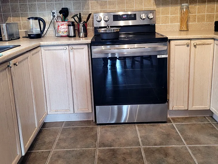 630 Drury Ln #UPPER — Photo 3