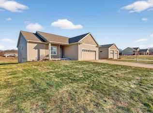 3827 Rabbit River Farms Dr, Dorr, MI 49323