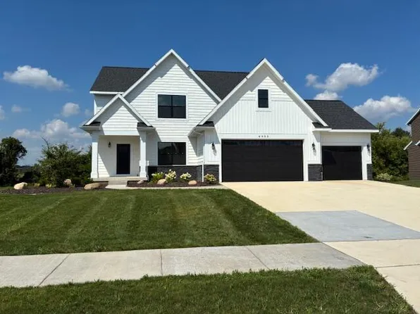 6455 Estate Dr SW, Byron Center, MI 49315