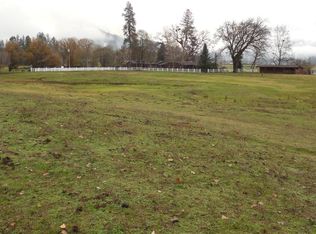 555 Fish Hatchery Rd, Grants Pass, OR 97527