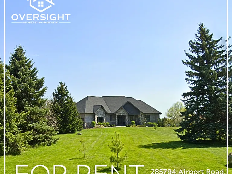 285794 Airport Rd — Photo 1