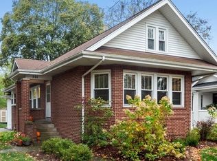 501 Greenfield Ave, Glen Ellyn, IL