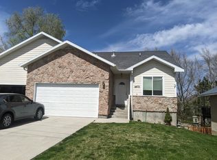1671 E Creek Rd, Sandy, UT 84093