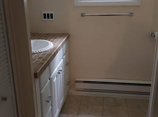 46 Northwood Dr, High Bridge, NJ 08829