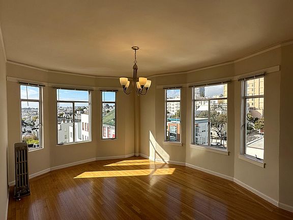 3rd image of 1700 Octavia St APT 706