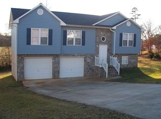 3263 Capital Ct, Lenoir, NC 28645