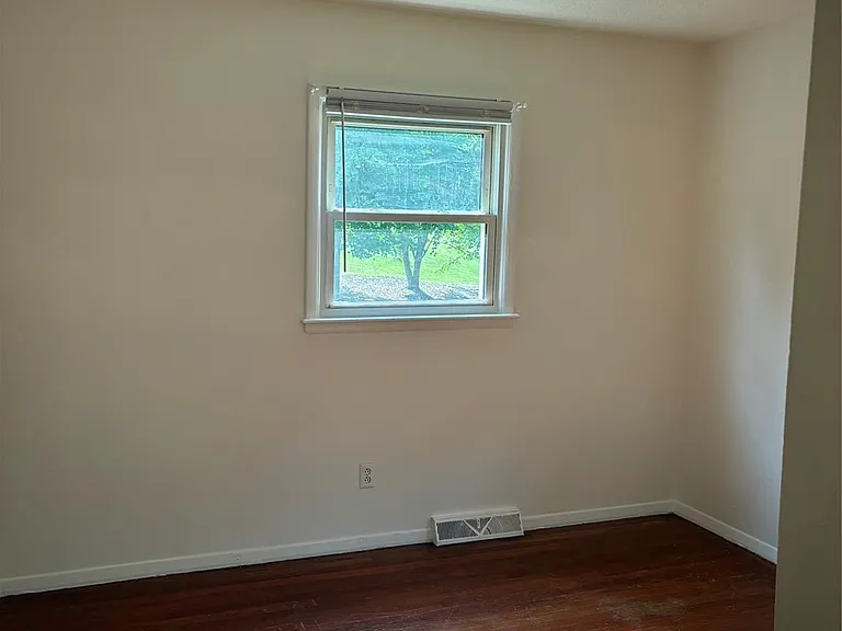 2334 Senior Dr — Photo 20