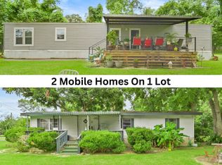 106 N 3rd St, Highlands, TX 77562