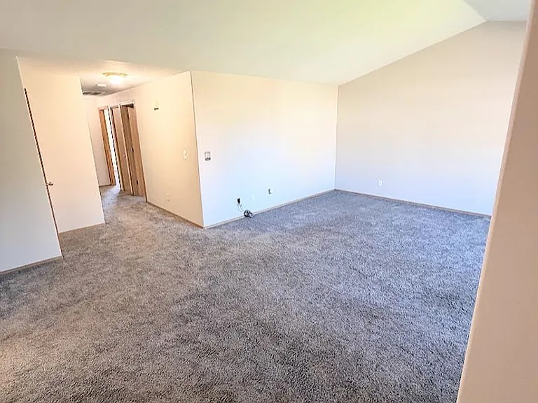 5188 Perry St NE — Photo 6
