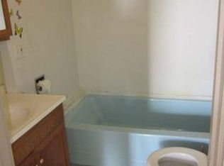 987 E Shearer Rd, Hope, MI 48628