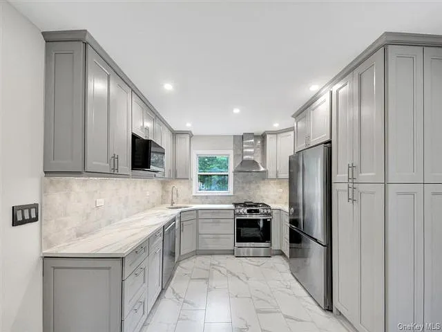 21 E Cedar St — Photo 4