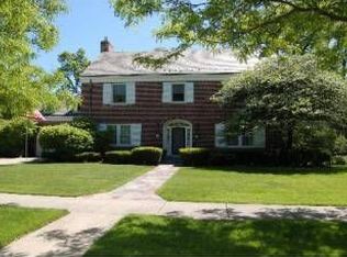 9201 S Damen Ave, Chicago, IL