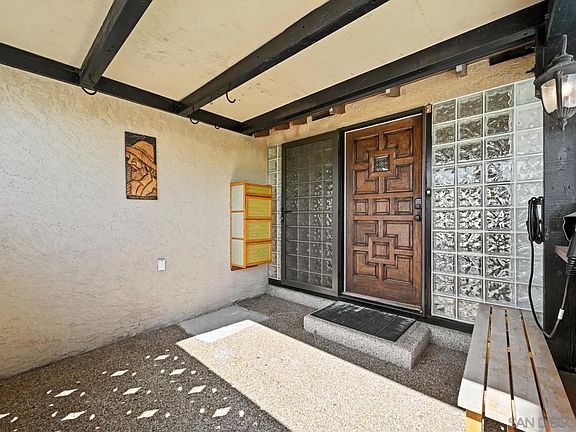 3rd image of 3311 Fontana Ave