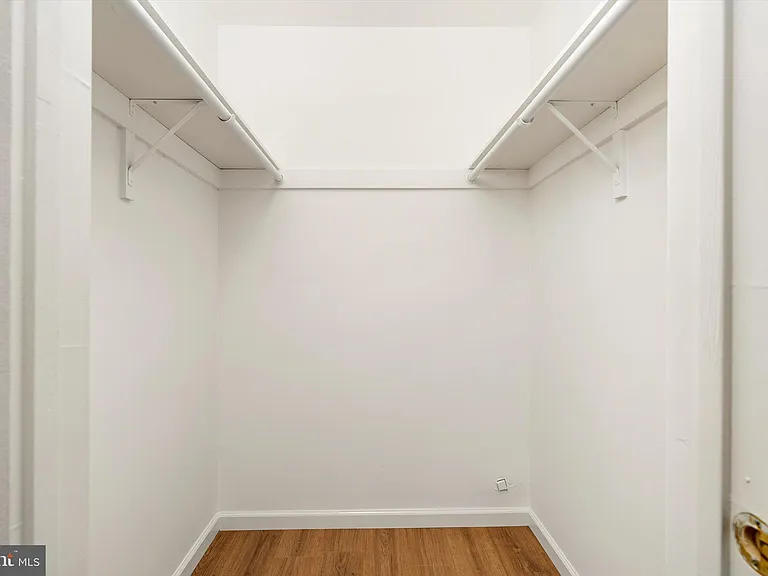 109 Wyndham Pl — Photo 14
