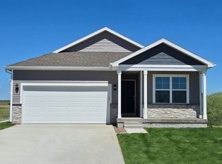 2409 SE Billings Pl, West Des Moines, IA 50265