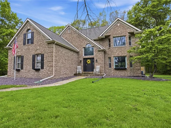 5911 N County Road 1200e, Charleston, IL 61920
