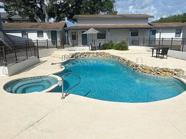 Poolside Apartments, 2008 Griffin Rd APT B, Leesburg, FL 34748
