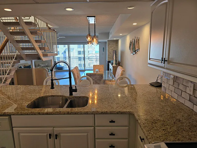 600 W Brigantine Ave #310 — Photo 13
