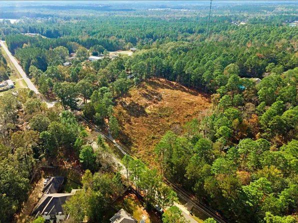 75 Ralph Rawls Rd, Hattiesburg, MS 39402