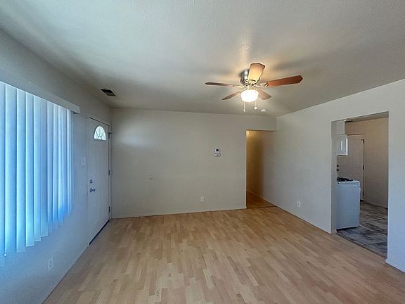 5th image of 412 Buena Ventura Pl NE