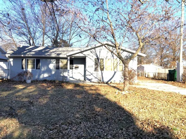 1167 Kutz St, Cahokia, IL 62206