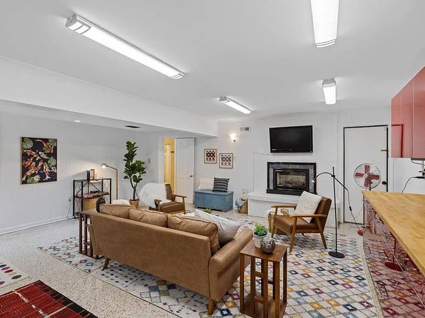 (undisclosed Address)