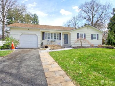 8 Hope Valley Dr, East Windsor, NJ, 08512