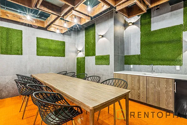 Rented by The KCI Group | media 133