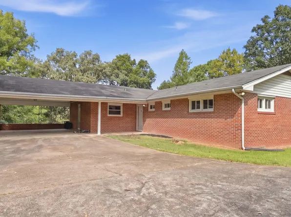 296 Hill Top Cir, Flintstone, GA 30725