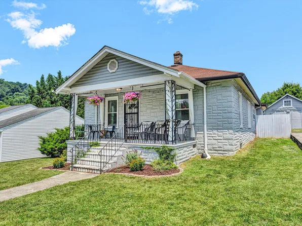 1368 Craig Robertson Rd SE, Roanoke, VA 24014