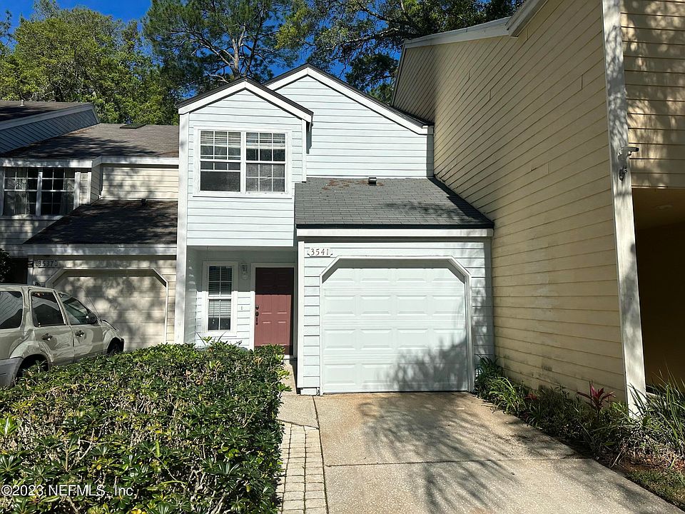 1st image of 3541 CHESTNUT HILL Court