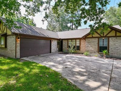 2215 Papoose Trl, Crosby, TX, 77532