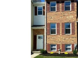 2471 Vineyard Ln, Crofton, MD 21114