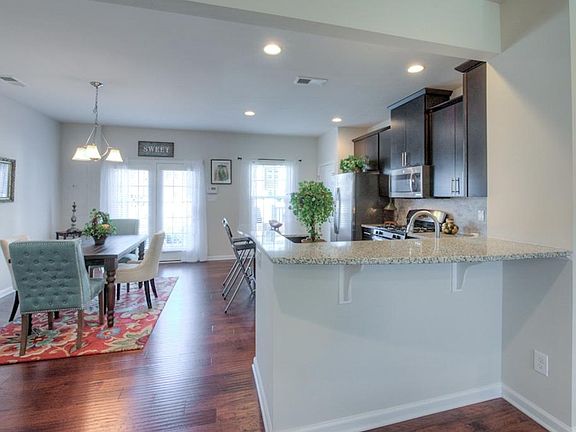 4th image of 11304 Sadler Walk Ln